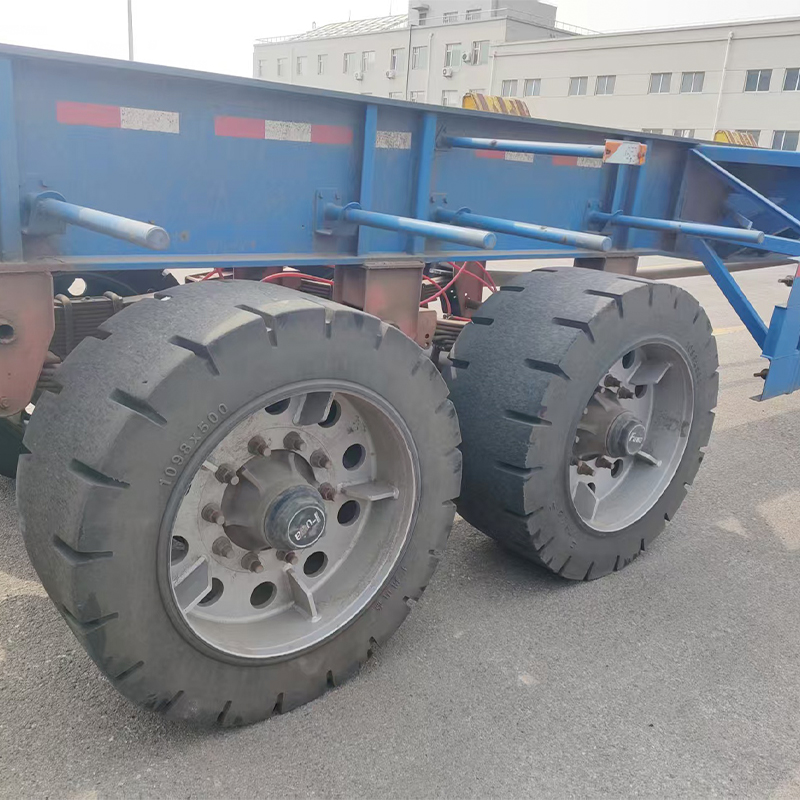 Bonded Solid Tires Are Suitable For Different Trailers And Mining Trucks