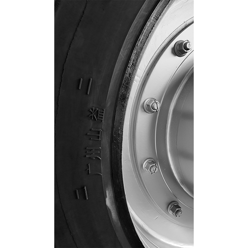 How to quickly detect and repair bonding failure in the bonded solid tires of a stacker crane?